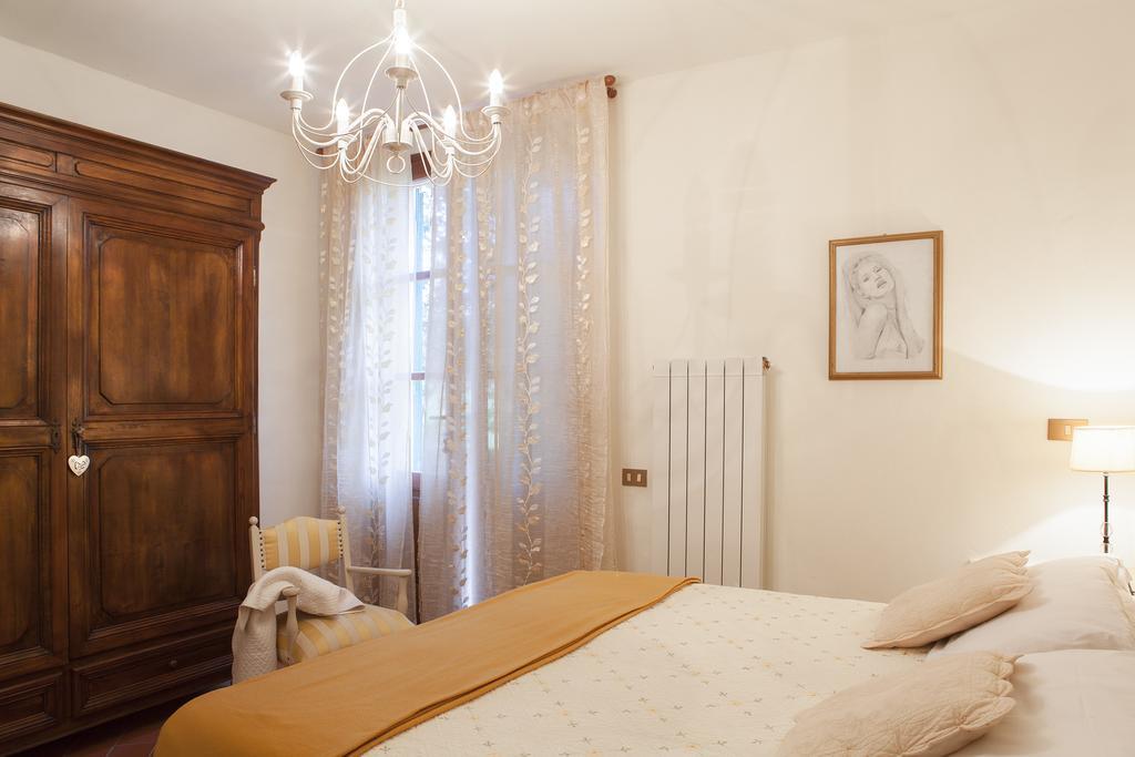 Agriturismo Tra Gli Ulivi, Chiappini Winery Bolgheri Buitenkant foto