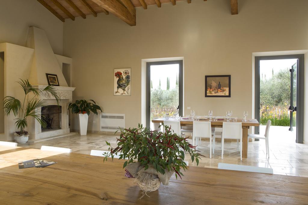 Agriturismo Tra Gli Ulivi, Chiappini Winery Bolgheri Buitenkant foto