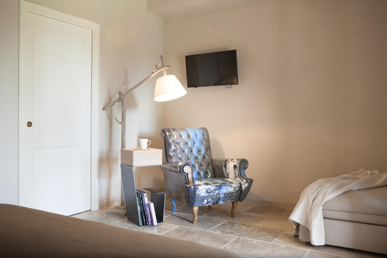Agriturismo Tra Gli Ulivi, Chiappini Winery Bolgheri Buitenkant foto